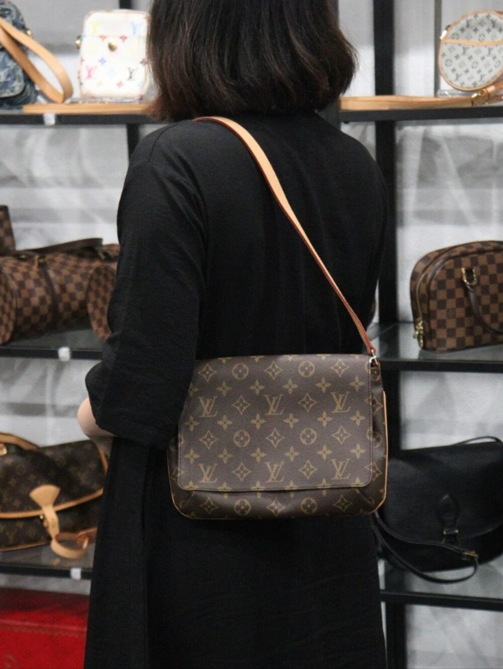 Authentic Louis Vuitton Monogram Canvas Musette Tango Bag LV Excellent Condition - Picture 3 of 16